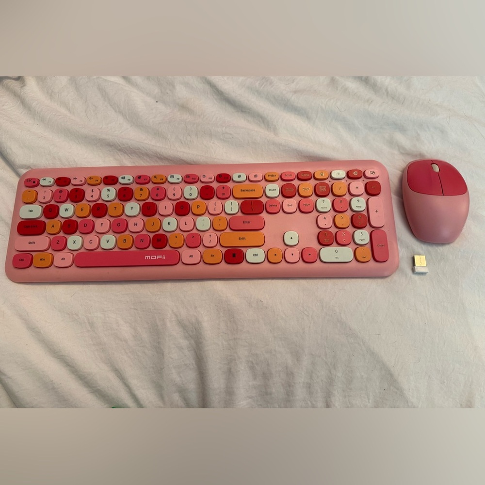 Colorful Mofii Wireless Keyboard and mouse